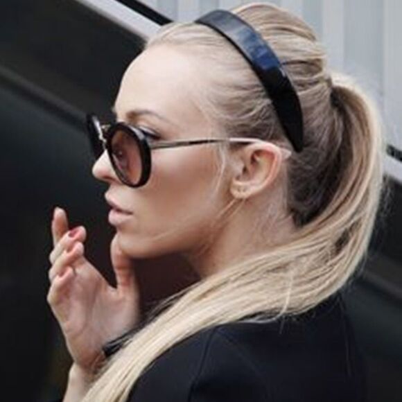 **SOLD*Prada Sunglasses Black w/Grey Gradient Lens - Picture 2 of 7